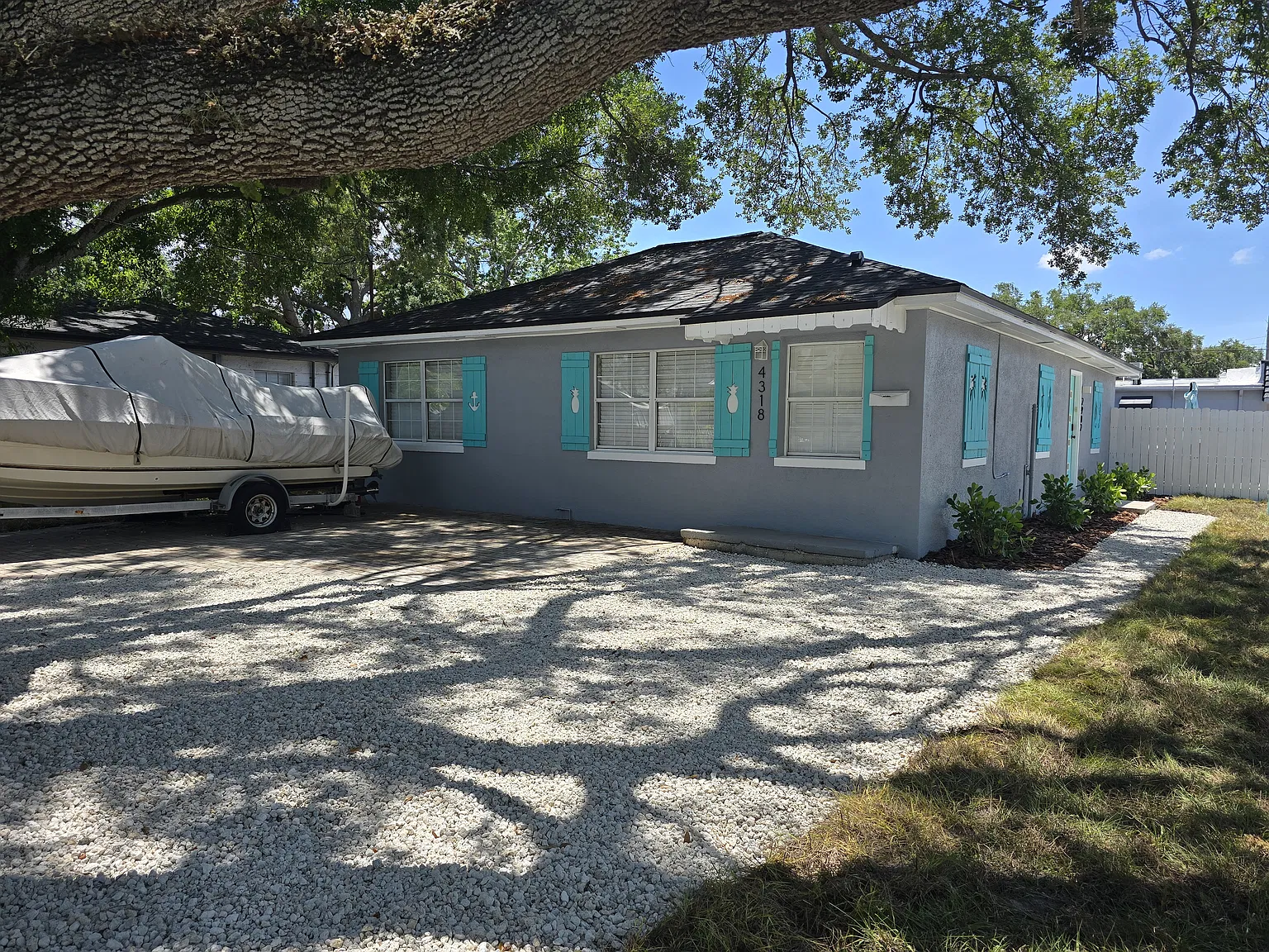 3 bed, 1200 sqft, $3,500 — Photo 2