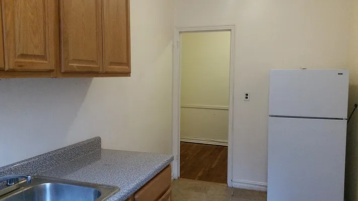 Rented by Lang Realty LLC | media 2