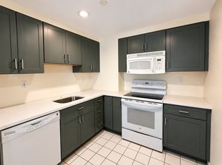 10 Rogers St #407A, Cambridge, MA 02142