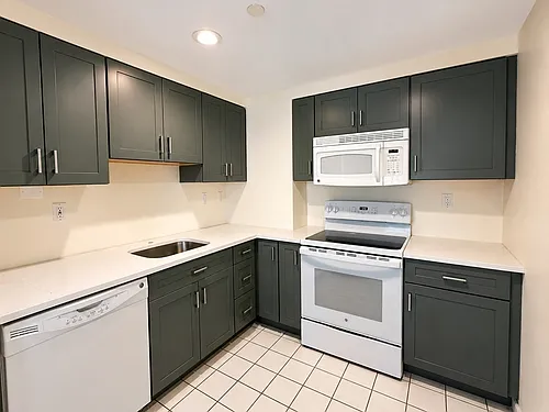10 Rogers St #407A Photo 1 10 Rogers St #407A Photo 1