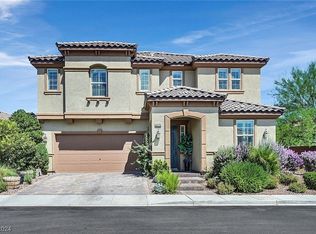 5376 Bocopa St, Spring Valley, NV 89148