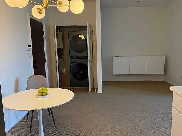 13941 Sherman Way #402 — Photo 14