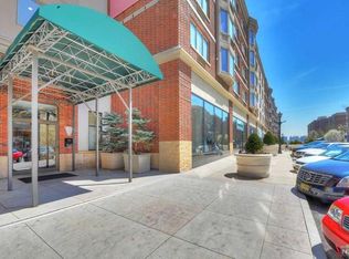 1105 City Pl #1105, Edgewater, NJ 07020