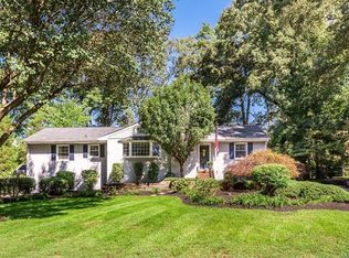 8346 W Weyburn Rd, Richmond, VA 23235