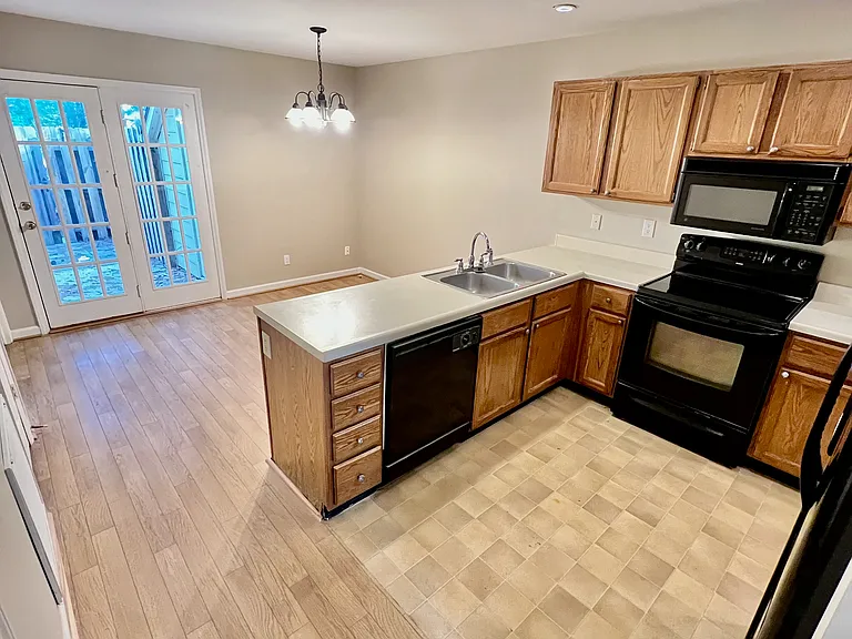 96 Sparger Springs Ln — Photo 4