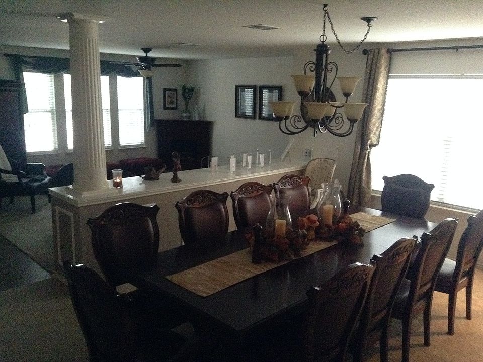 Formal Dinning Room