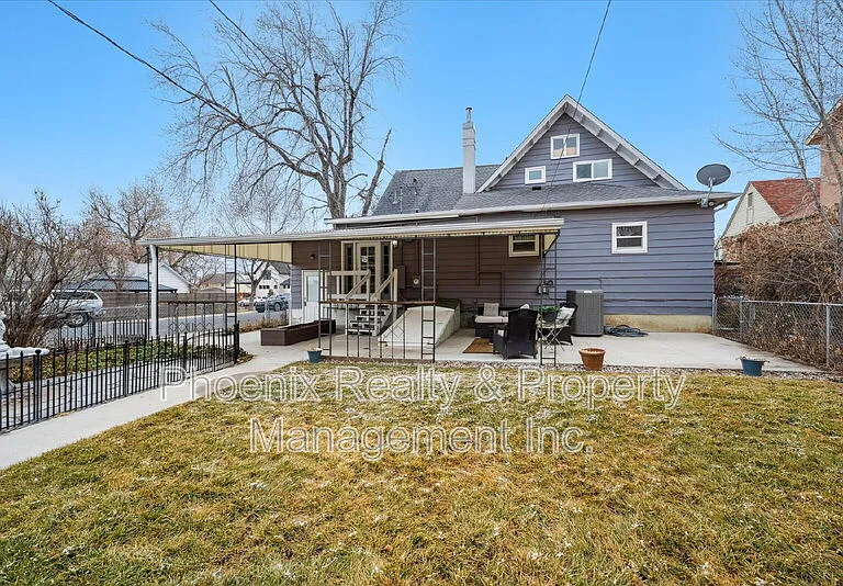 211 E Geneseo St — Photo 21
