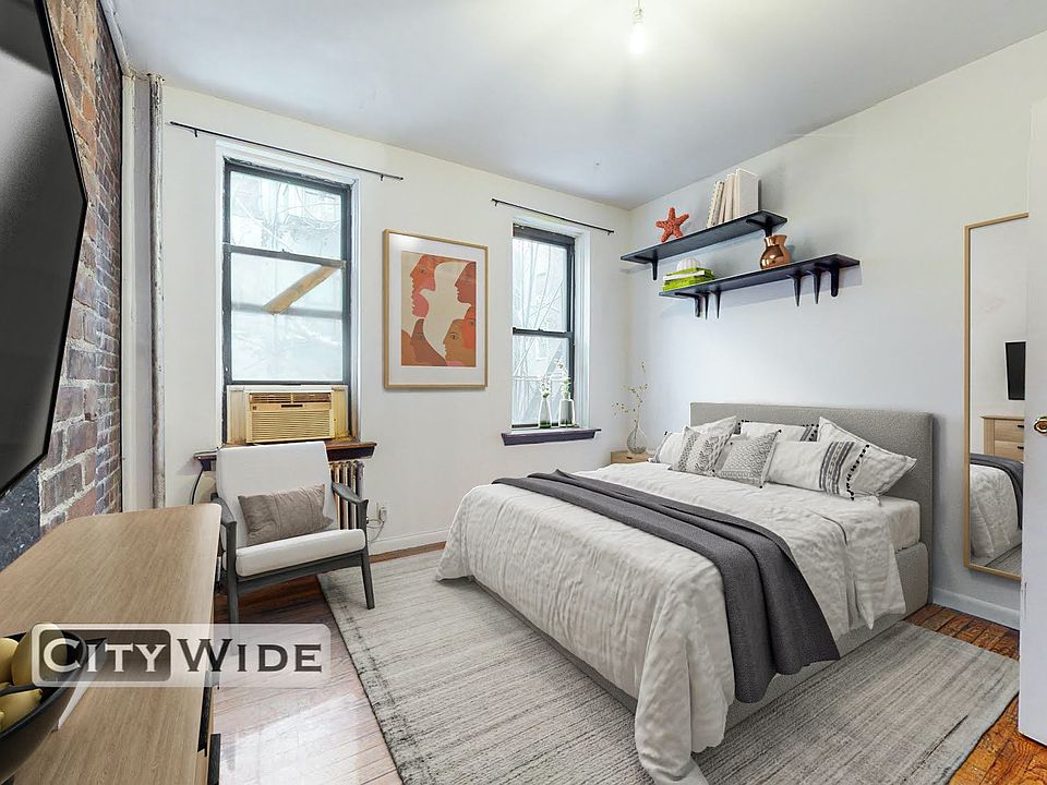 2nd image of 309 E 9th St APT 5A