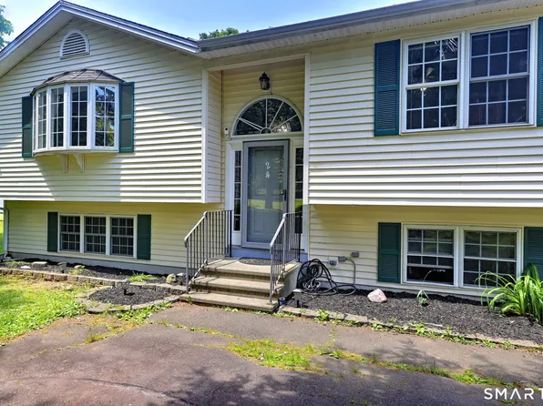 24 Warner Road, North Haven, CT 06473