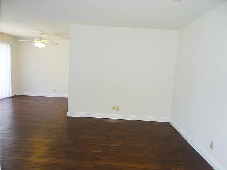 Alliance Ave — Photo 9