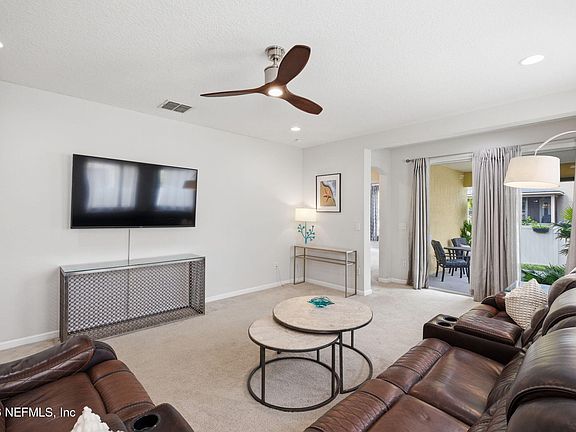 5th image of 411 CITRUS RIDGE Drive