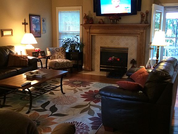 Large Den/Great Room w/ FP