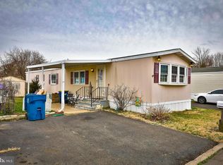9805 Lawson Dr, Morrisville, PA 19067
