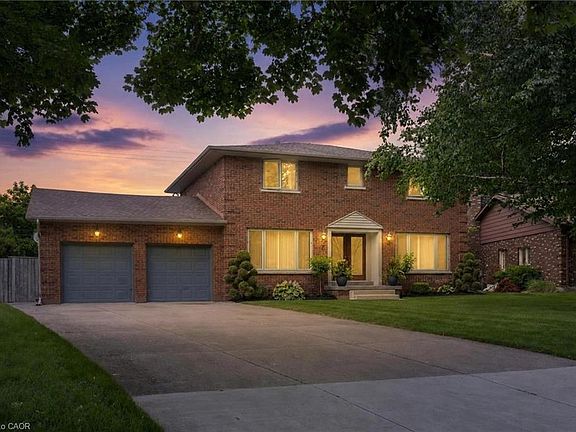 2nd image of 7 Thomson Rd