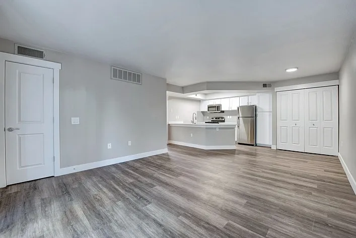 The Willows at Printers Park Apartments — Photo 5