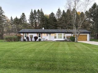 1180 E Twinbrook Dr, Dewitt, MI 48820