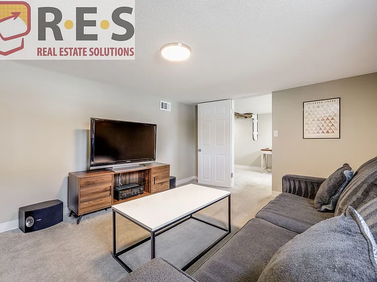 2203 S Humboldt St — Photo 18