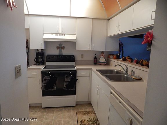 4th image of 1420 Huntington Ln APT 2302