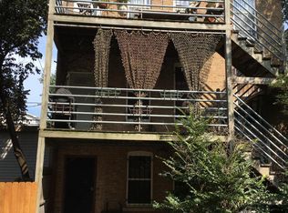 1506 W Erie St APT 1R, Chicago, IL 60642