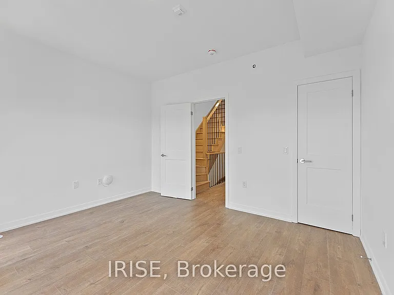 485 Logan Ave S #310 — Photo 31
