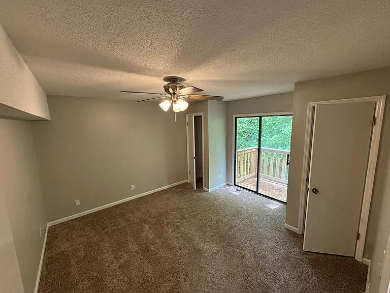 3222 Joselin Ln #B — Photo 18