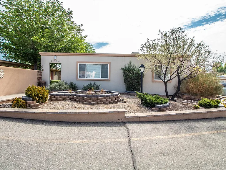2704 N Dustin Ave — Photo 25