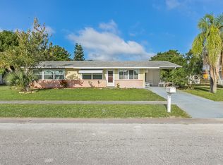 840 Damask St NE, Palm Bay, FL 32905