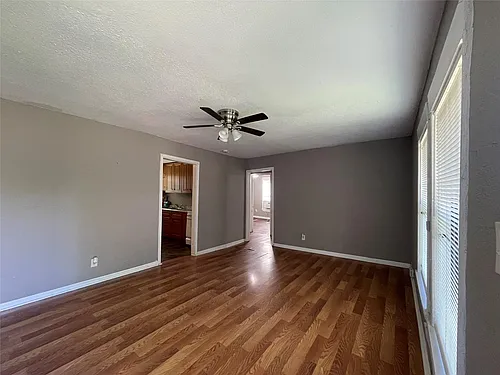 4623 Perry St Photo 1