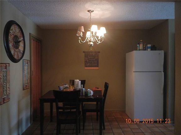4th image of 3428 Vespasian Blvd