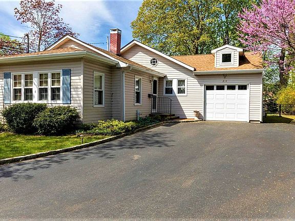 2nd image of 234 Lincoln Ave