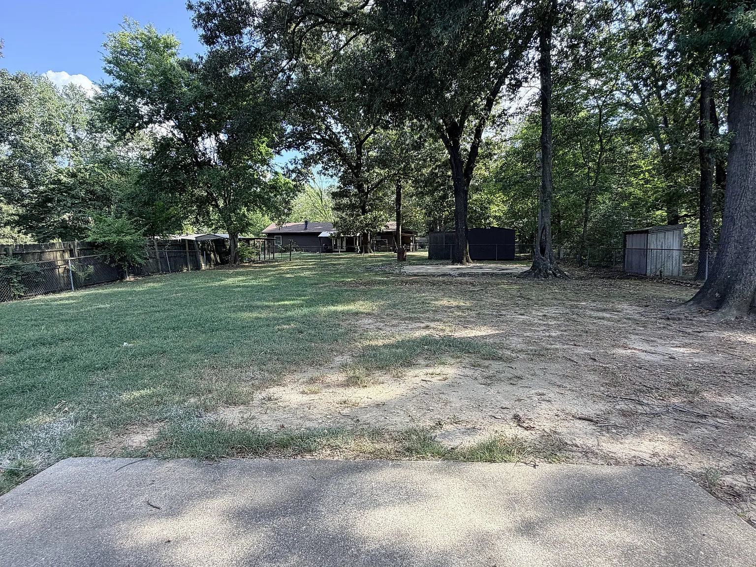 3 bed, 1736 sqft, $1,600 — Photo 2