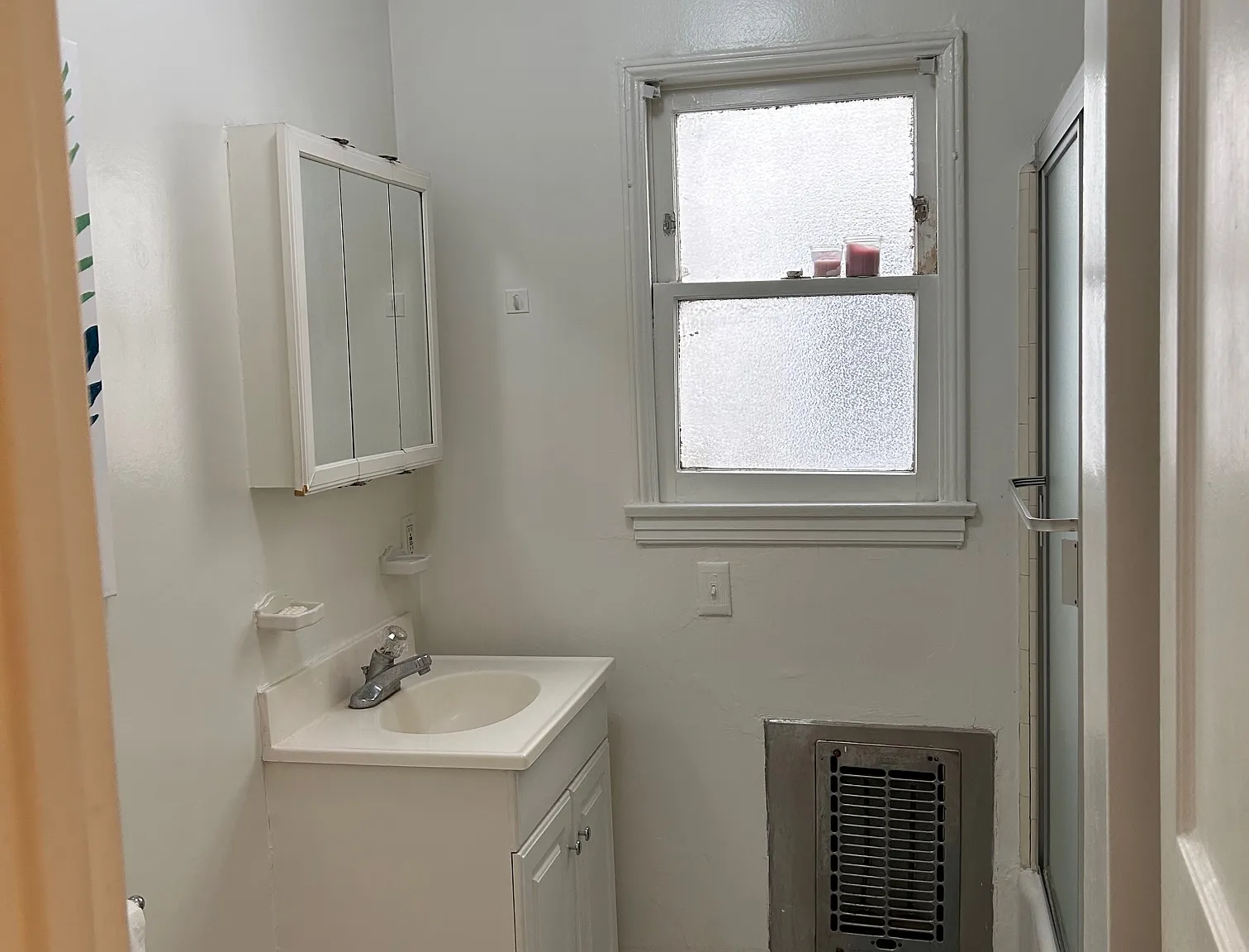 Studio, 600 sqft, $2,200 — Photo 4