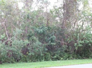 714 Carnation Dr, Sebastian, FL 32958