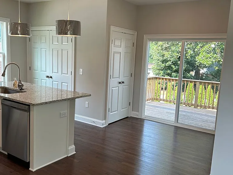 402 Prosperity Ave — Photo 4