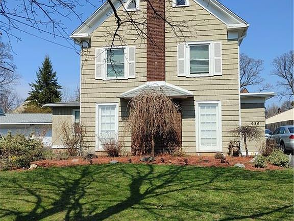 2nd image of 936 Harrison Ave