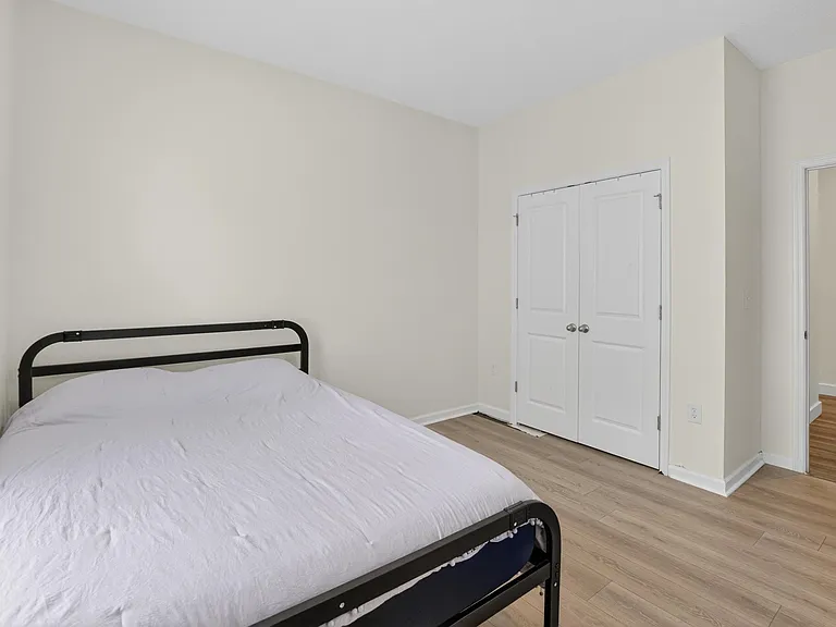 1044 Kelly Fern Loop — Photo 8