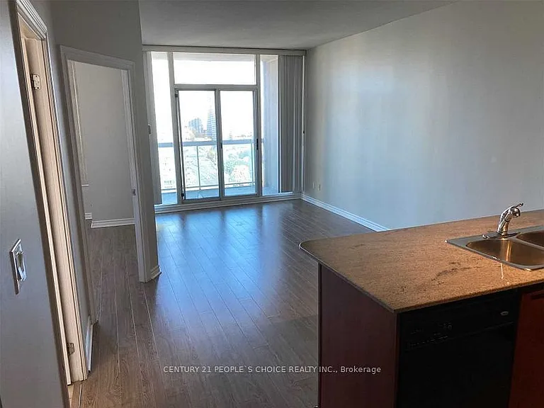 3504 Hurontario St #2309 — Photo 20