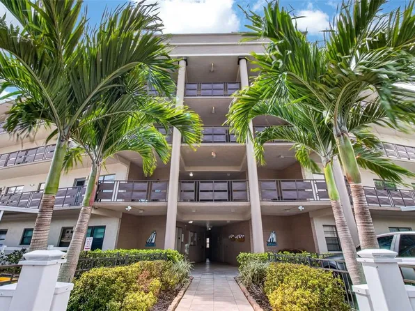 6190 80th St N Unit 410, Saint Petersburg, FL 33709