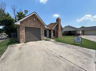 6714 Old Stone Dr, Fort Worth, TX 76137
