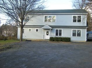 19 Firehouse Ln, Red Hook, NY 12571