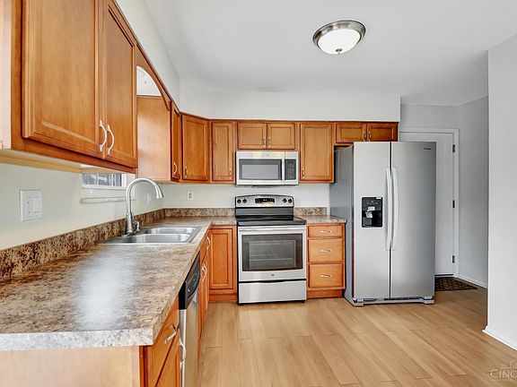 5th image of 1748 Hilltree Dr