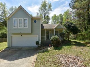 584 Sherwood Oaks Rd, Stone Mountain, GA 30087
