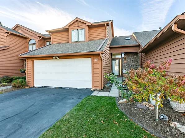 23 Shanbrook Dr #Pvt, Rochester, NY 14612