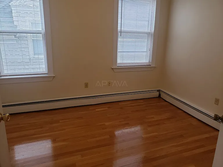 66 Morton Ave #2 — Photo 3