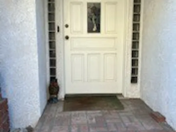 19123 Bechard Ave, Cerritos, CA 90703