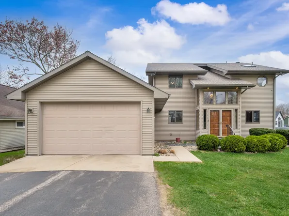 6981 Wil O Paw Rd, Coloma, MI 49038