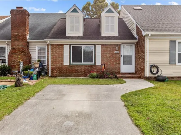 1597 Crescent Pointe Ln, Virginia Beach, VA 23453