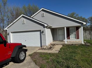 890 Trenton Rd, Trenton, OH 45067