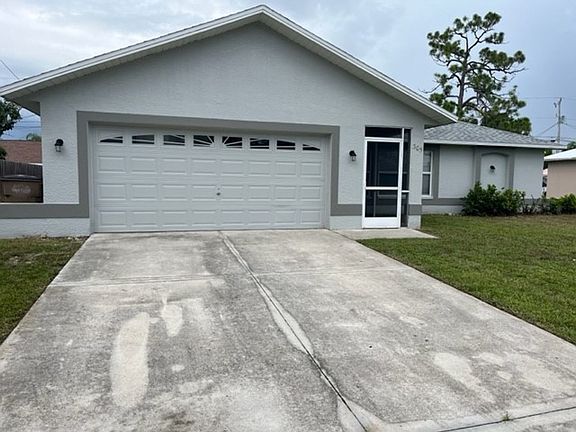 2nd image of 305 SE 21st Ter