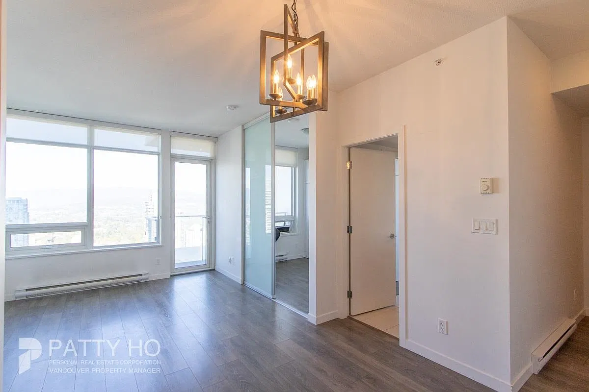 1 bed, 500 sqft, $2,100 — Photo 2